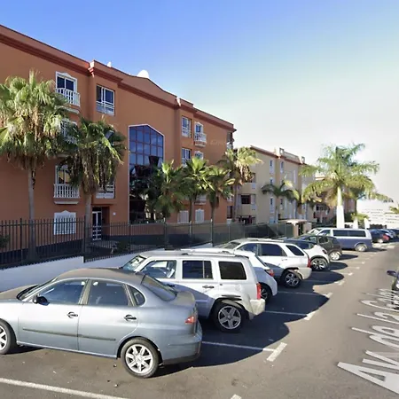 With Heated Pool In 아파트 *