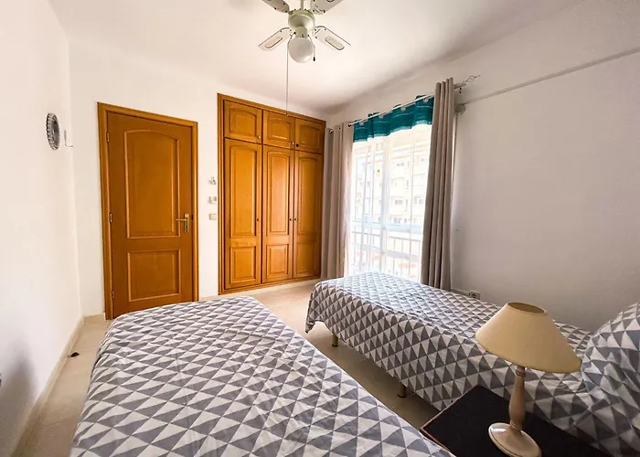 With Heated Pool In Apartamento Callao Salvaje